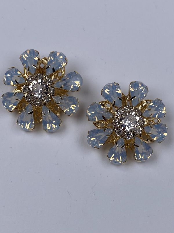 Hvite blomsterknapper - 26 mm